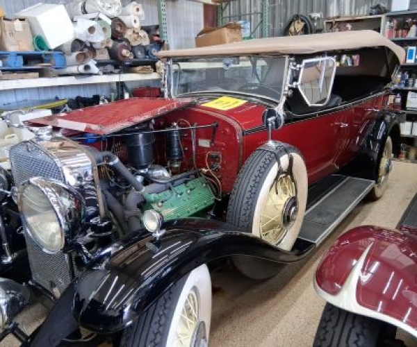 Brady Richard Collection Tour